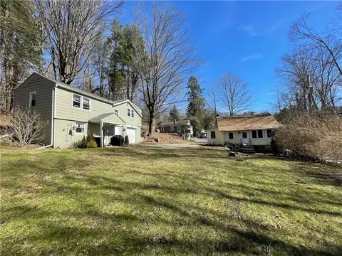 680 Harris Rd, Bedford, NY 10506