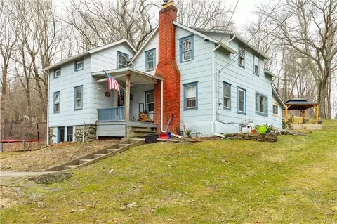 53 Cole Rd, La Grange, NY 12569