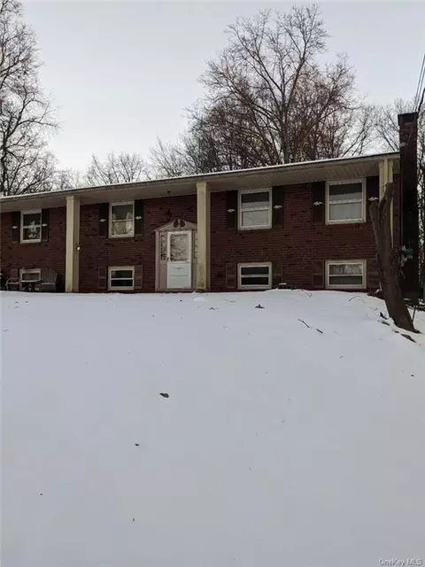 2216 Route 32, Plattekill, NY 12477