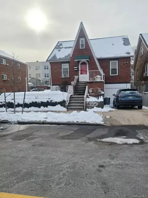 2927 Kingsland Ave, Bronx, NY 10469