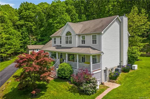 10 Armands Way, Cornwall, NY 10930