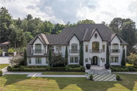 28 Pine Glen Dr, Orangetown, NY 10913
