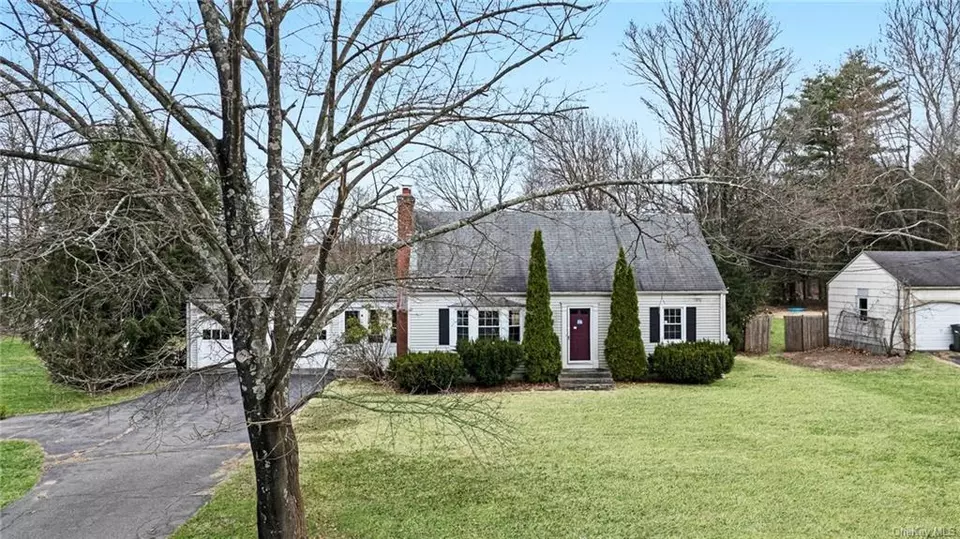 397 Salmon Brook St, Granby, CT 06035 32 Photos Movoto