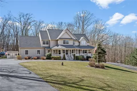 70 Chester Hill Rd, Warwick, NY 10990