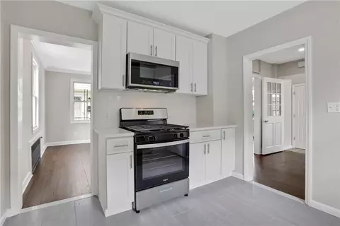 6 Riverdale Ave, Port Chester, NY 10573