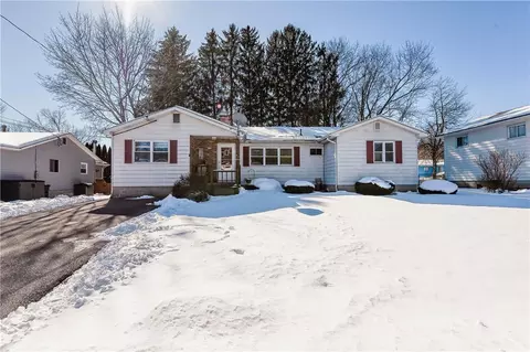 11 Allerton Ave, Middletown, NY 10940