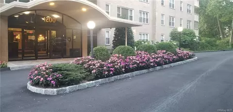 1200 Midland Ave #6C, Bronxville, NY 10708