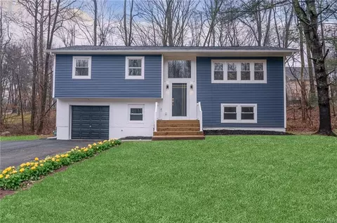 15 Gessner Ter, Ramapo, NY 10970
