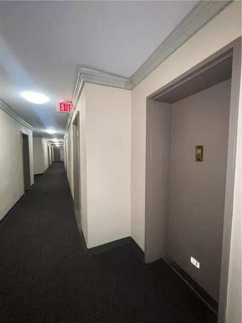 642 Locust St #3F, Mount Vernon, NY 10552