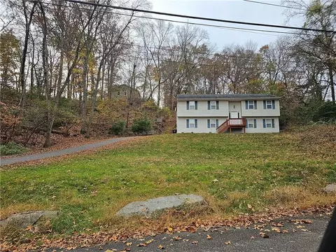 39 Green Hill Rd, Lewisboro, NY 10526