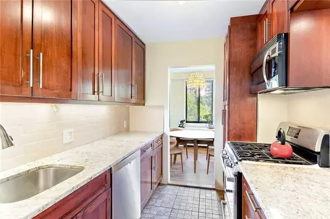 3671 Hudson Manor Ter #5D, Bronx, NY 10463
