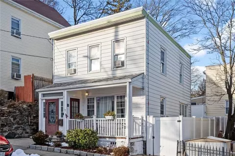 11 Wakefield Ave, Yonkers, NY 10704
