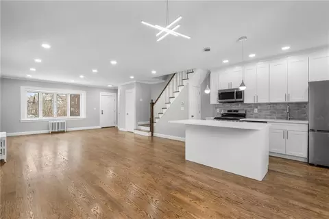 1839 Narragansett Ave, New York, NY 10461