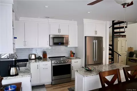 96 Fox Run, Lewisboro, NY 10590