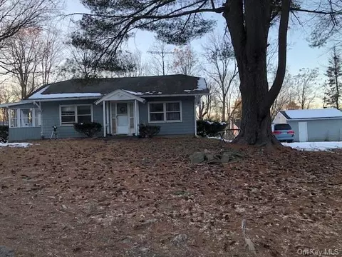 71 New Hackensack Rd, Wappinger, NY 12590