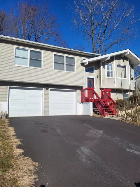 14 Palantine Ave, Newburgh, NY 12550