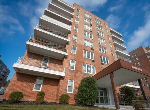 345 Bronx River Rd #3F, Yonkers, NY 10704