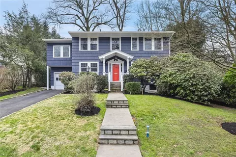 166 Douglas Pl, Mount Vernon, NY 10552