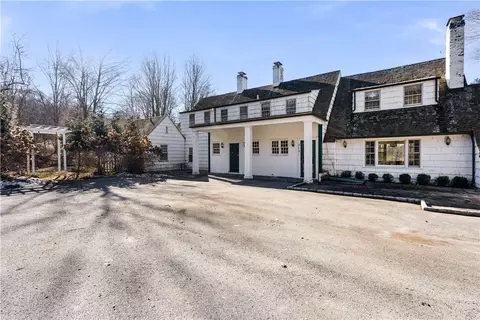 312 Gardner Hollow Rd, Beekman, NY 12570