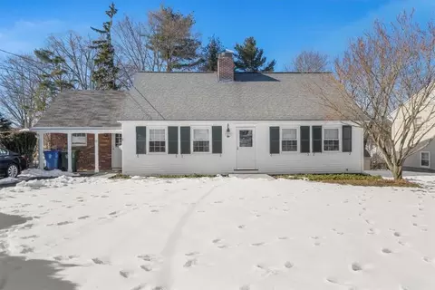 19 Euclid Ave, Middletown, NY 10940