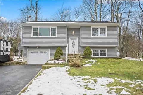 48 Union Rd, Kent, NY 10512