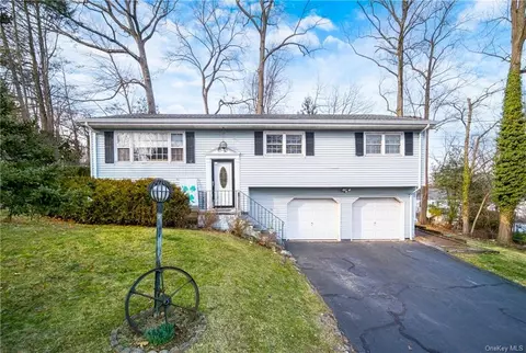 192 Old Pascack Rd, Orangetown, NY 10965