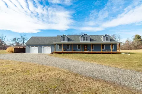 7 Maizeland Rd, Red Hook, NY 12571