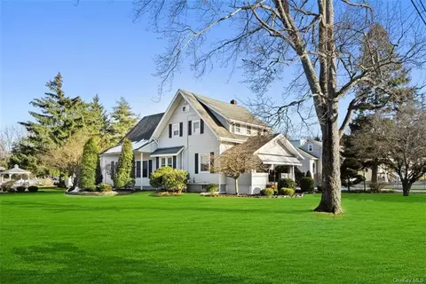 10 New St, Florida, NY 10921