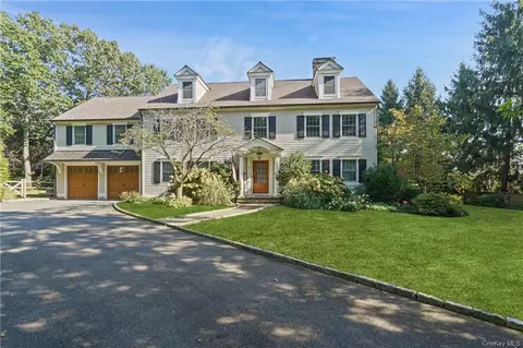 2 Cope Cir, Rye, NY 10580