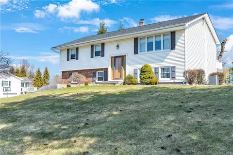 3184 Court St, Yorktown, NY 10598