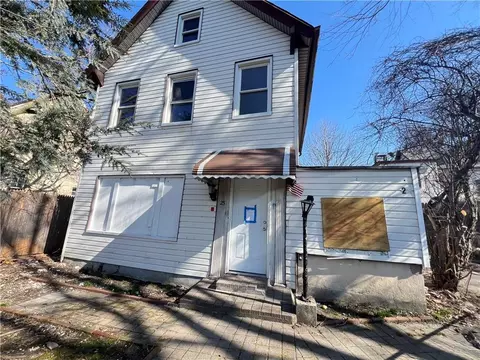 25 New Haven Railroad St, Mount Vernon, NY 10550