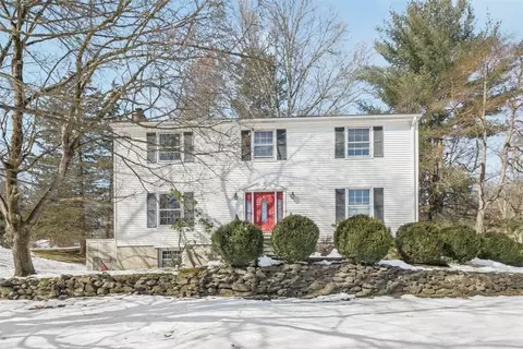 5 John Cava Ln, Cortlandt, NY 10567