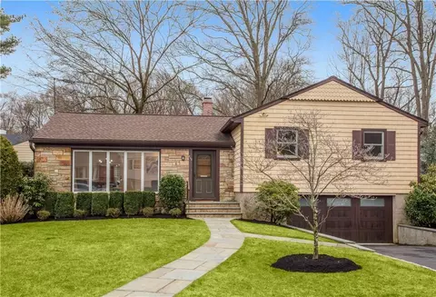 232 Rosehill Ave, New Rochelle, NY 10804