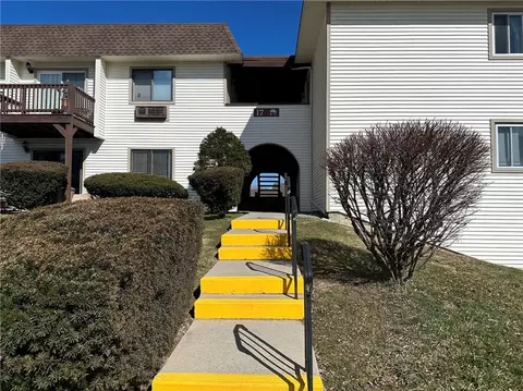 17 Village Park Dr #2C, Fishkill, NY 12524