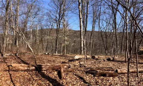 Bell Hollow Road, Putnam Valley, NY 10579