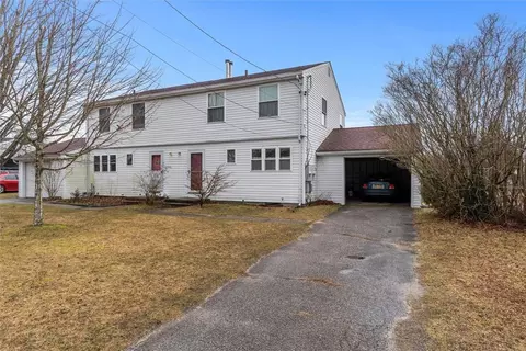 651 Hamilton Ave #A, Westhampton Beach, NY 11978
