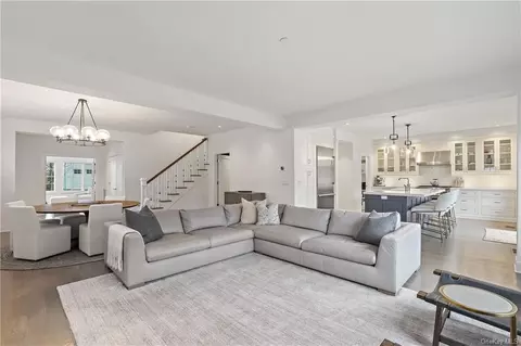 3 Primrose Ln, Rye, NY 10573