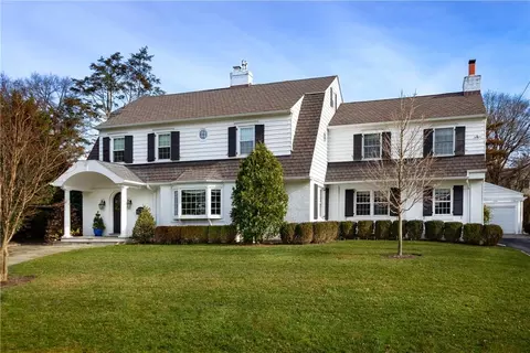 24 Oriole Ave, Bronxville, NY 10708