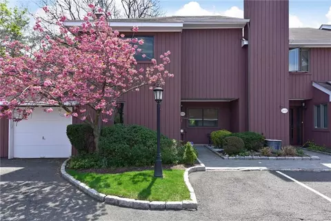 291 S Broadway #E, Greenburgh, NY 10591