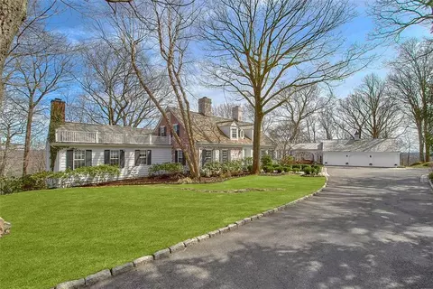 10 Nancy Ln, New Castle, NY 10514