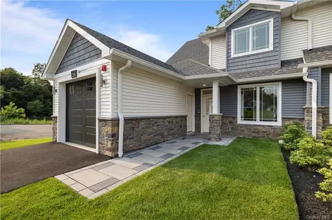 46 Dessau Cir, Ramapo, NY 10977