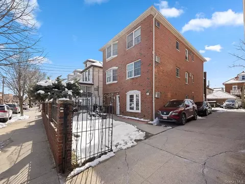 1841 Paulding Ave, Bronx, NY 10462