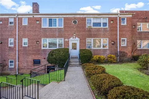 20 Leewood Cir #6L, Eastchester, NY 10709