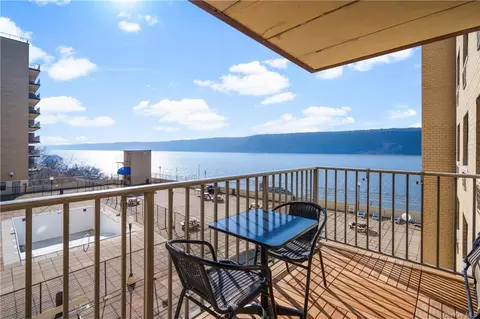 1085 Warburton Ave #226, Yonkers, NY 10701