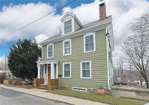 60 Union St, Montgomery, NY 12549