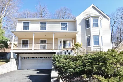 46 Heath Pl, Greenburgh, NY 10706