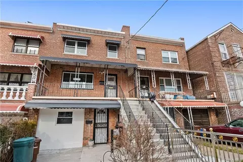 907 E 222nd St, Bronx, NY 10469