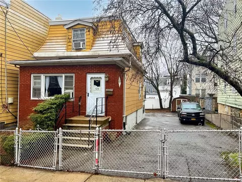 125 Oliver Ave, Yonkers, NY 10701