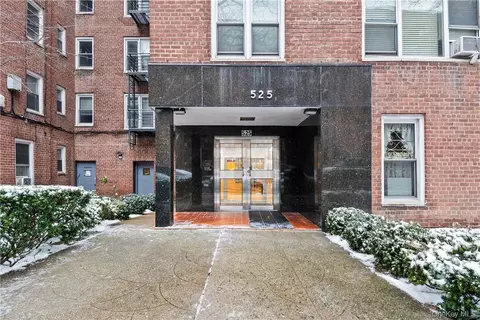 525 W 236 St #5B, New York, NY 10463