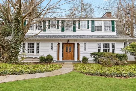 112 Brite Ave, Scarsdale, NY 10583